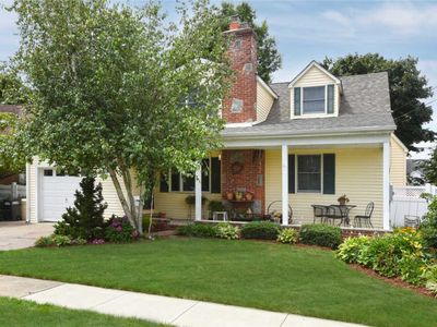 160 Gilmore Blvd, Floral Park, NY, 11001