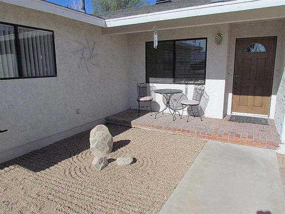 4th image of 8926 Lilford Ave