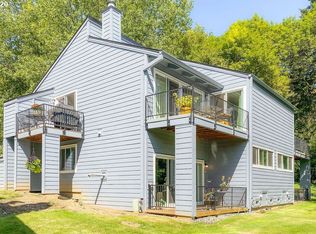 4306 SW Dickinson St, Portland, OR 97219