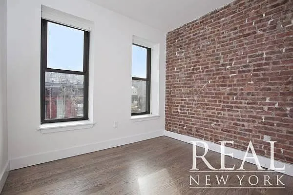 Rented by REAL New York | media 24