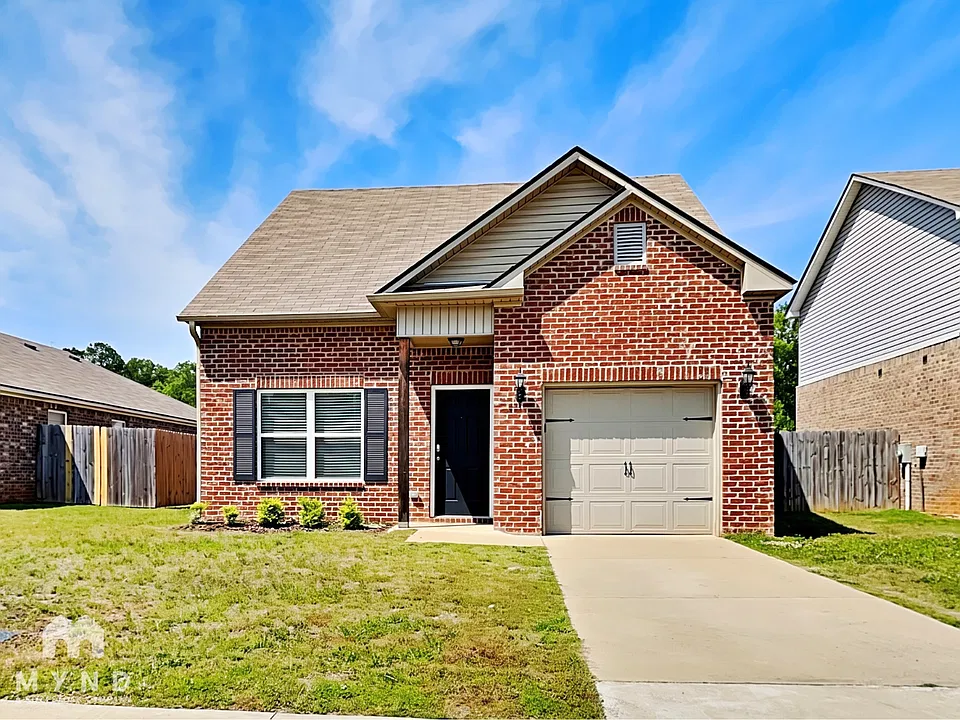 811 The Heights Ln