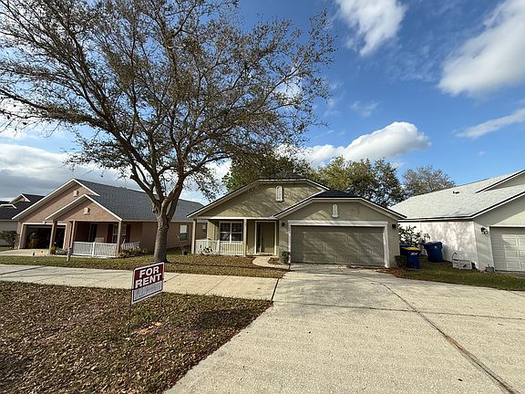 2nd image of 1093 Bluegrass Dr