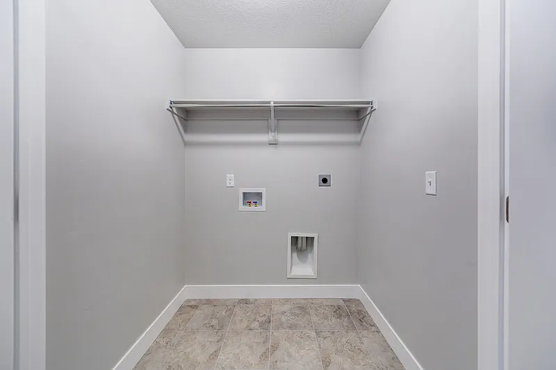 4 bed, 3.5 bath, 2350 sqft, $2,150 — Photo 4