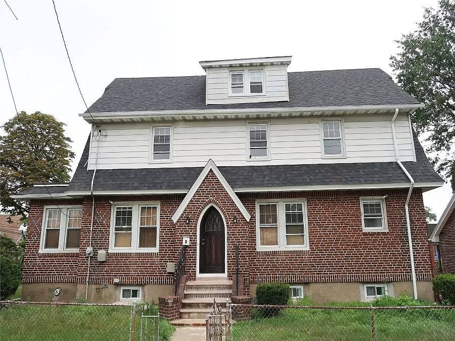 1st image of 21504 110th Ave