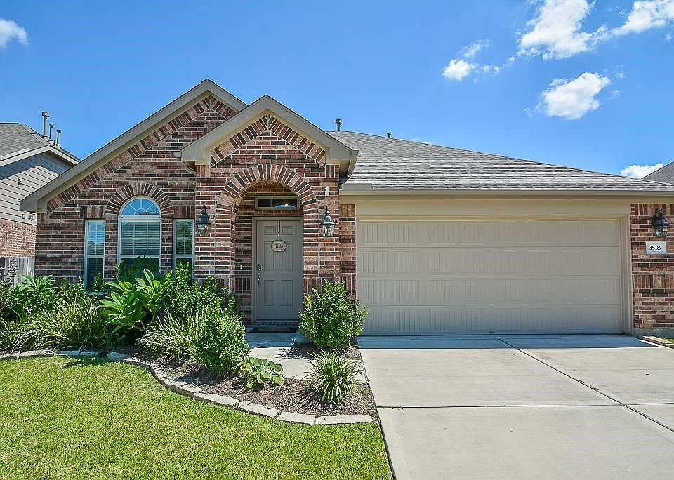 Welcome home to 3518 Coleman Creek Ct located in the Waterstone neighborhood.