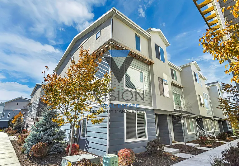 14766 S Rising Star Way — Photo 3