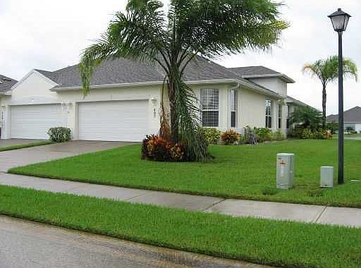 3rd image of 462 E Tangerine Sq SW