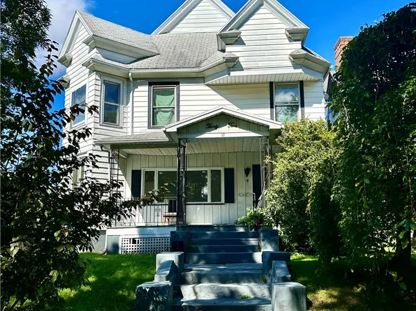 32 Lakeview Park, Rochester, NY 14613