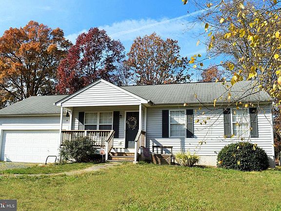 4th image of 6204 Taverneer Ln