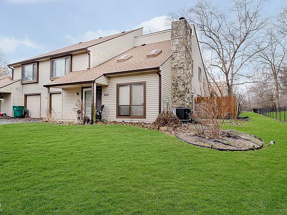 3rd image of 2510 Hideaway Dr N