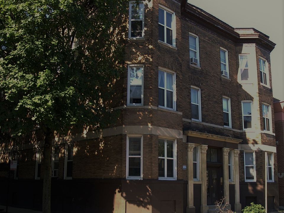 1st image of 1037 W Diversey Pkwy #3