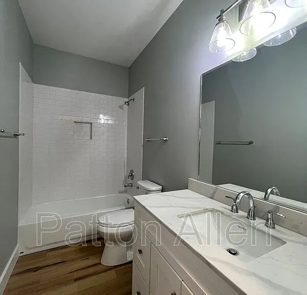 25 Nevada Ave #201 — Photo 14