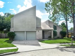 4010 Cedar Ridge Ct, Houston, TX 77082