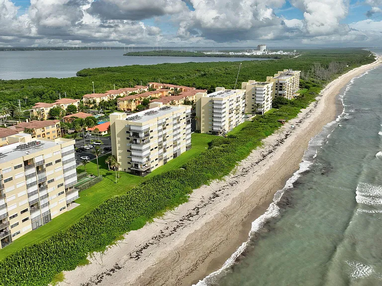 7420 S Ocean Dr #215 — Photo 37