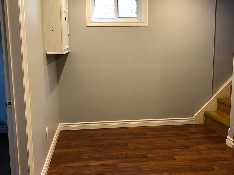 1161 Shadeland Dr #LOWER — Photo 6