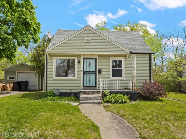 17486 Maine St, Hamtramck, MI 48212
