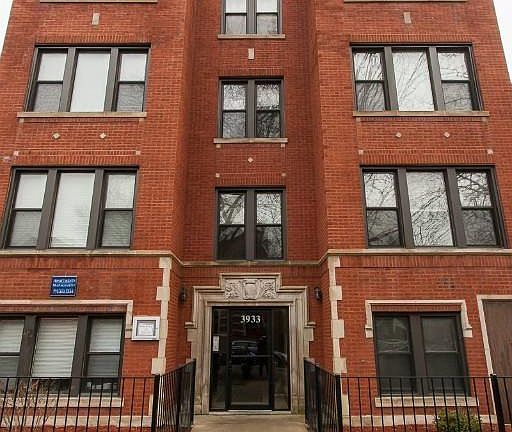 2nd image of 3933 N Janssen Ave #N1a