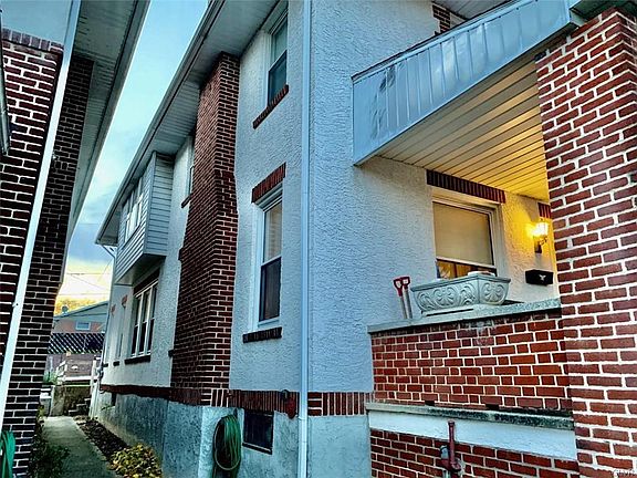 2nd image of 324 S 22nd St
