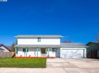 523 Sandstone Way, Eugene, OR 97402