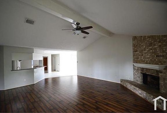 2nd image of 434 Elder Glen Dr