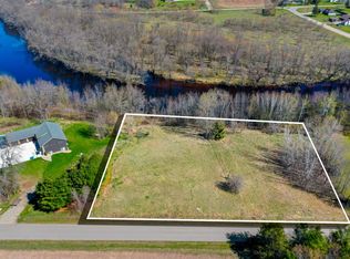 4468 E Rocky Run Ln, Oconto, WI 54153