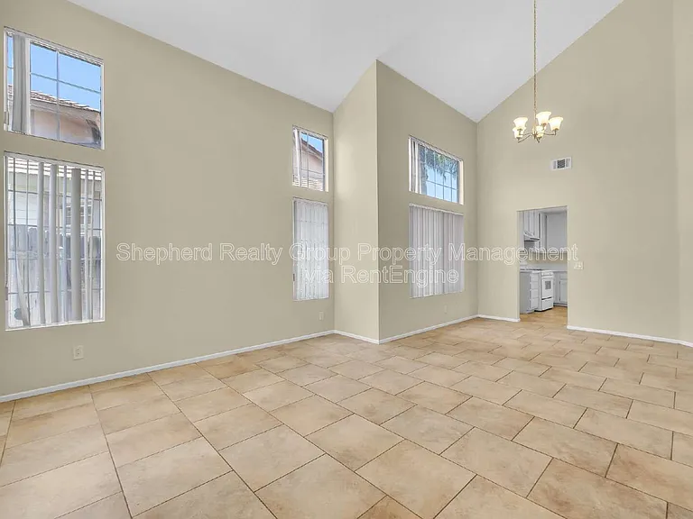19944 Westerly Dr — Photo 3