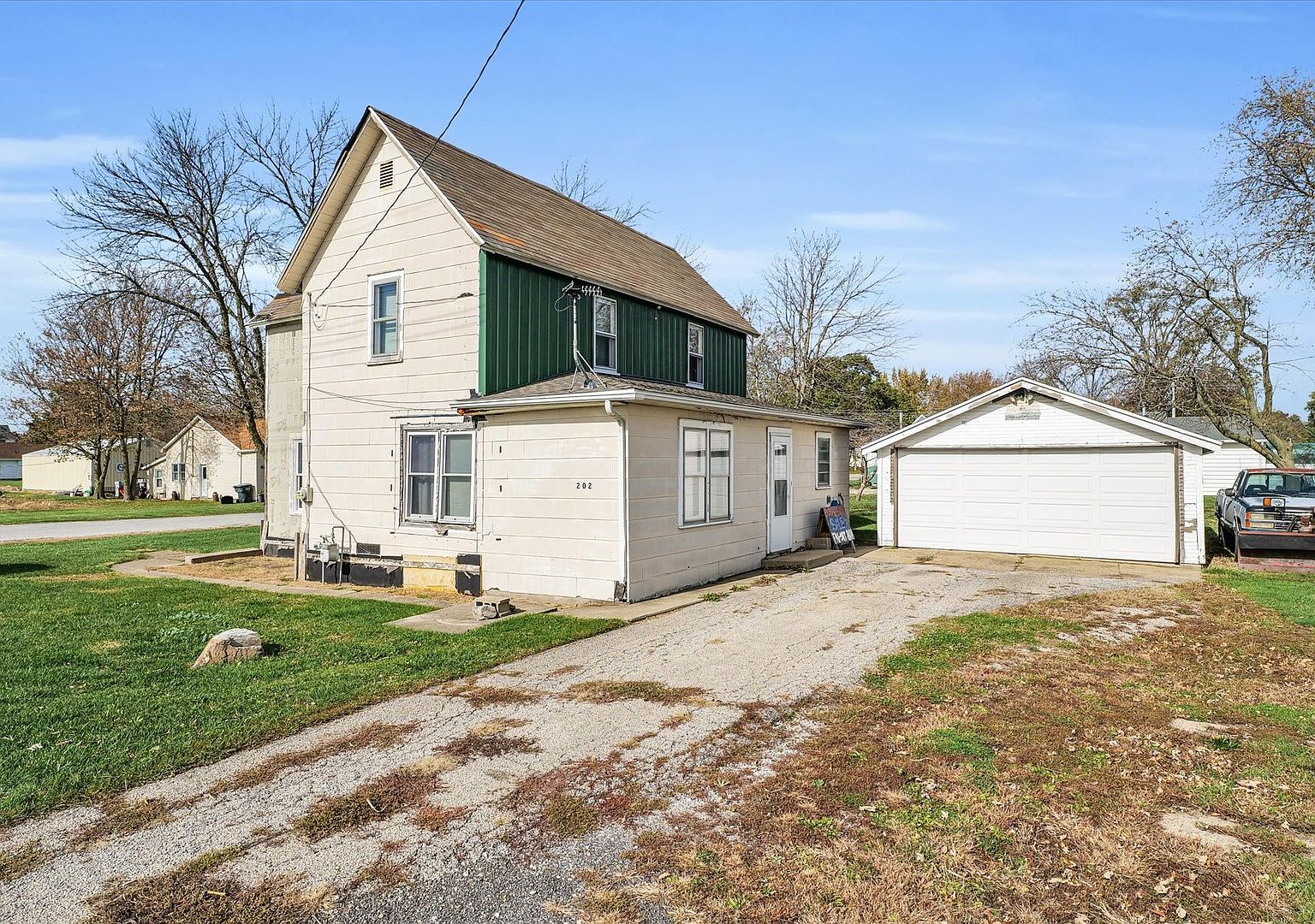 202 E State St 133, Lovington, IL 61937 Zillow