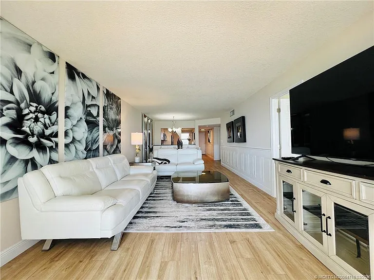 10044 S Ocean Dr #1005 — Photo 40
