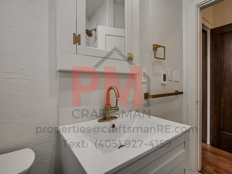 1712 N Pennsylvania Ave — Photo 36