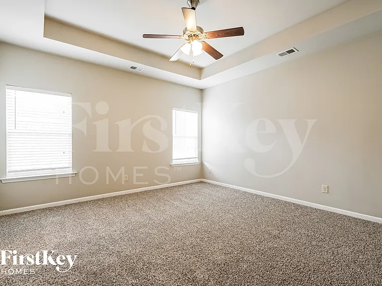 18 Samuel Way — Photo 10