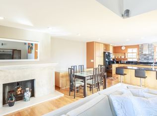 40 7th St #O3, Hermosa Beach, CA 90254