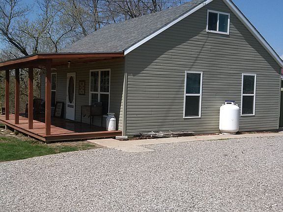 3rd image of 4449 Main St