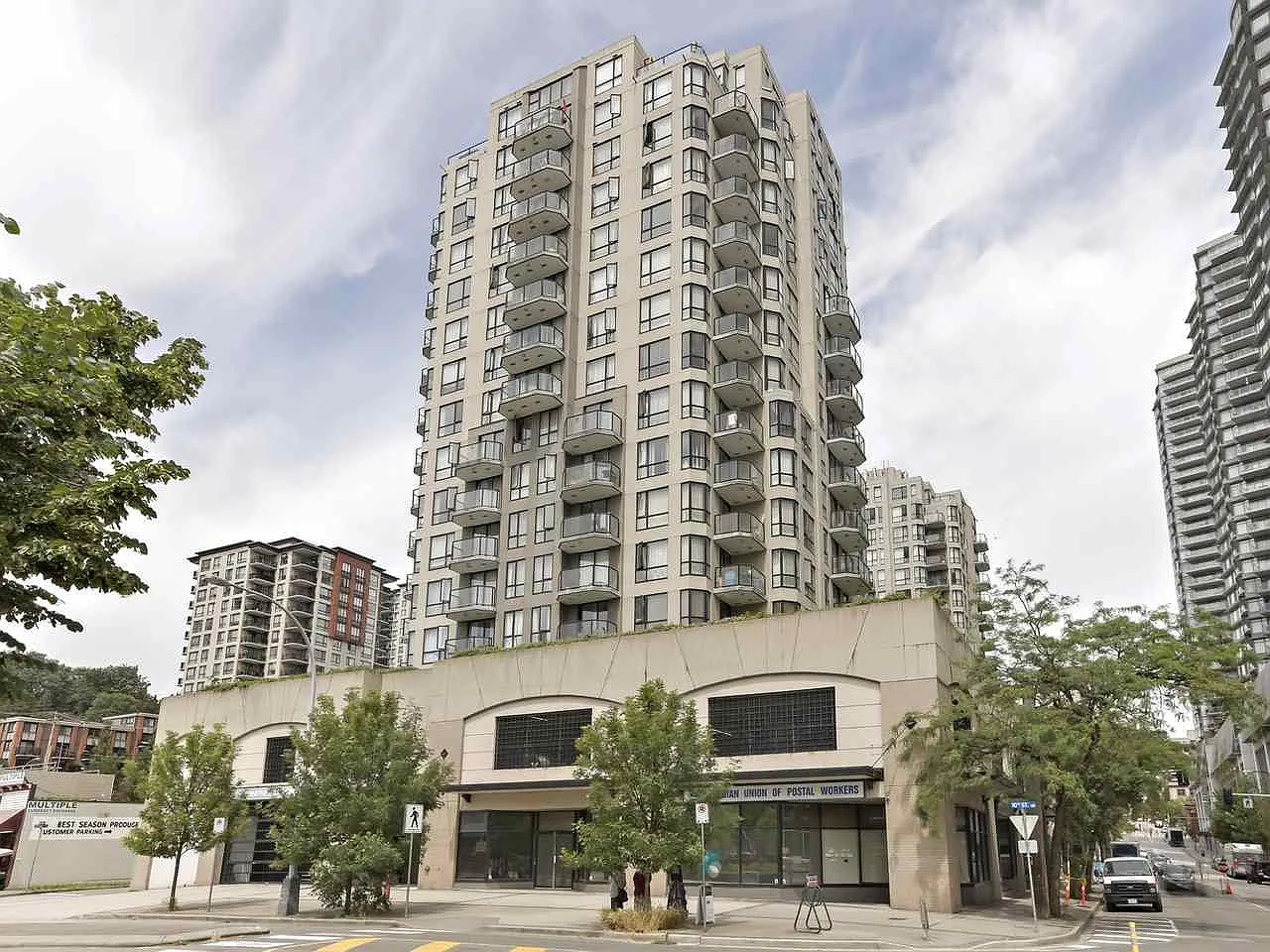 55 10th St #609 photo 1