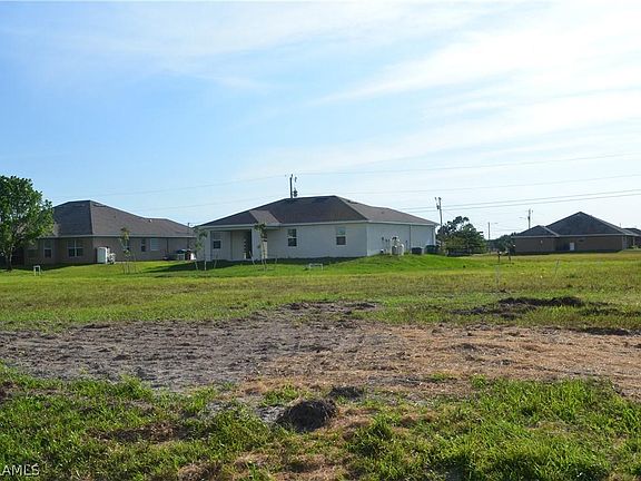 2nd image of 306 NW 27th Ave