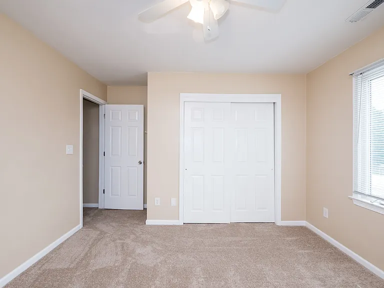 4501 Van Dyck Dr — Photo 27