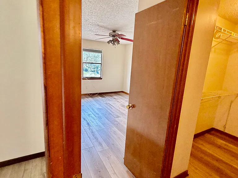 11390 Tanager Dr S — Photo 34