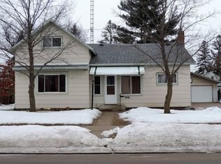 2416 Ellis St, Stevens Point, WI 54481