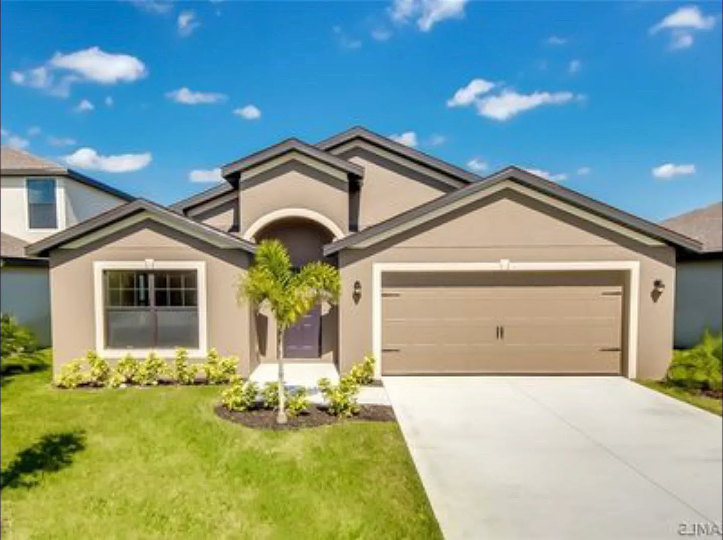 4 bed, 1857 sqft, $2,500 — Photo 1
