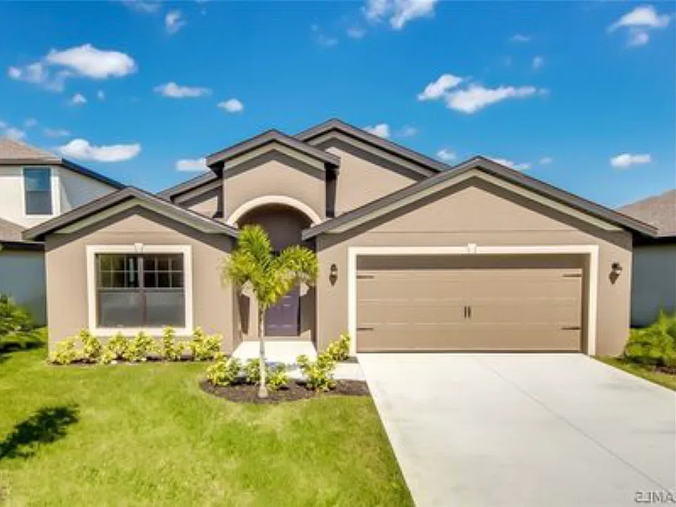 206 Shadow Lakes Dr