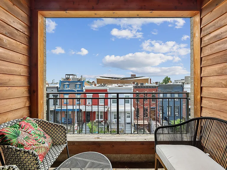 619 Harvard St NW #2 — Photo 15