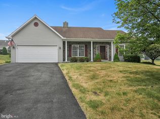 106 Wisteria Ct, Sinking Spring, PA 19608