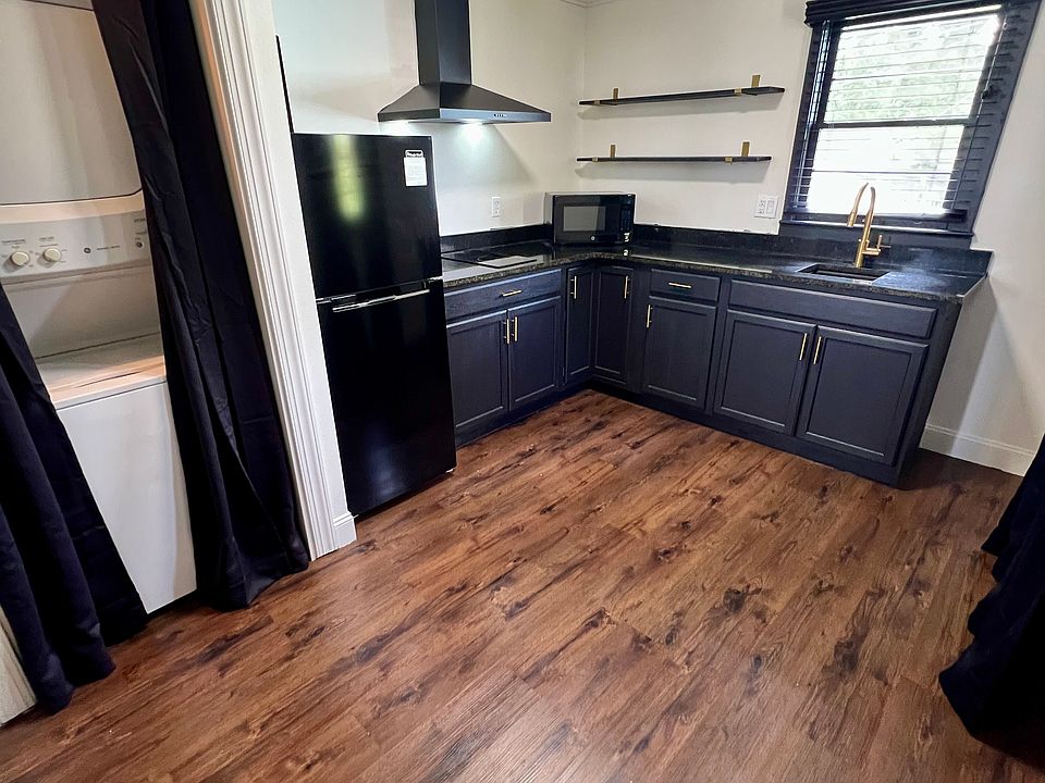 1st image of 217 E 3rd St #1/2