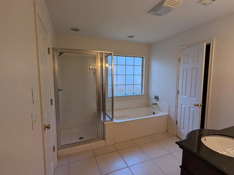 8405 N 102nd Ave E — Photo 5