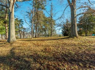 99999 Locust St, Asheville, NC 28804