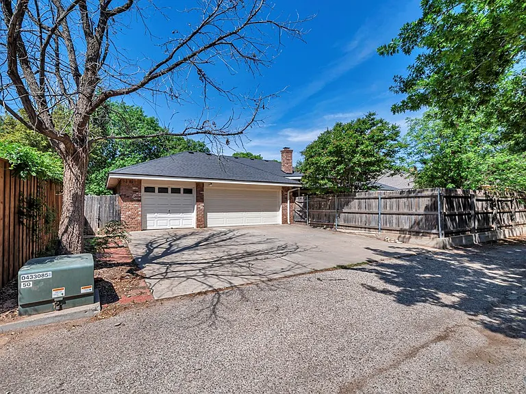 5504 Kingston Dr — Photo 49