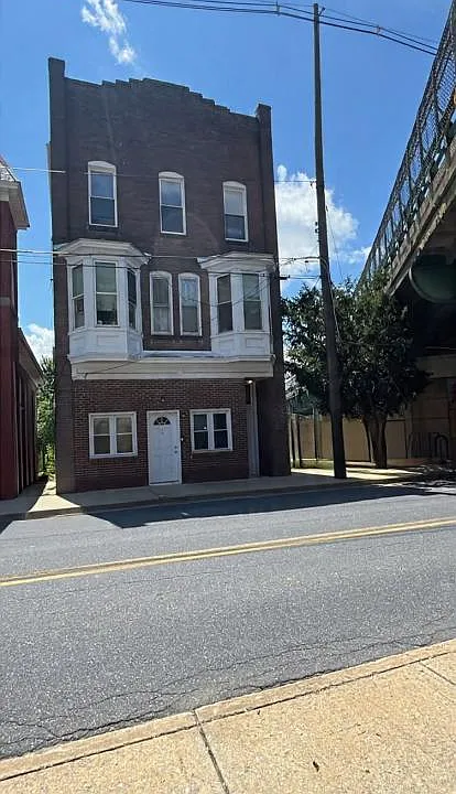 6 S Virginia Ave #2