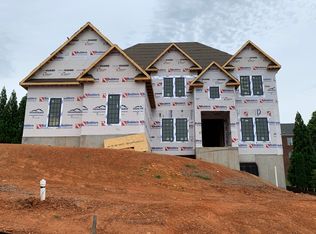 803 McDowell Dr, Salem, VA 24153