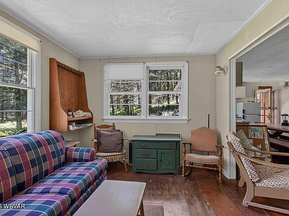 4th image of 1461 Brunnerdale Rd