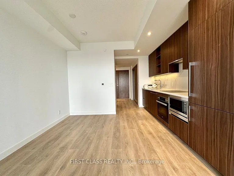 27 McMahon Dr #1003 — Photo 8