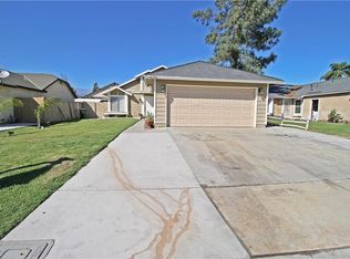 14998 Figwood Dr, Fontana, CA 92337